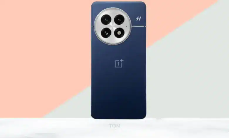 OnePlus 15 قادم بتغيير ضخم: شاشة مسطحة ومعالج Snapdragon 8 Gen 4… هل انتهى عصر الشاشات المنحنية؟ 1 OnePlus 15 قادم بتغيير ضخم: شاشة مسطحة ومعالج Snapdragon 8 Gen 4